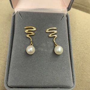 14k Yellow Gold & Cultured Pearl Zig-Zag Earrings